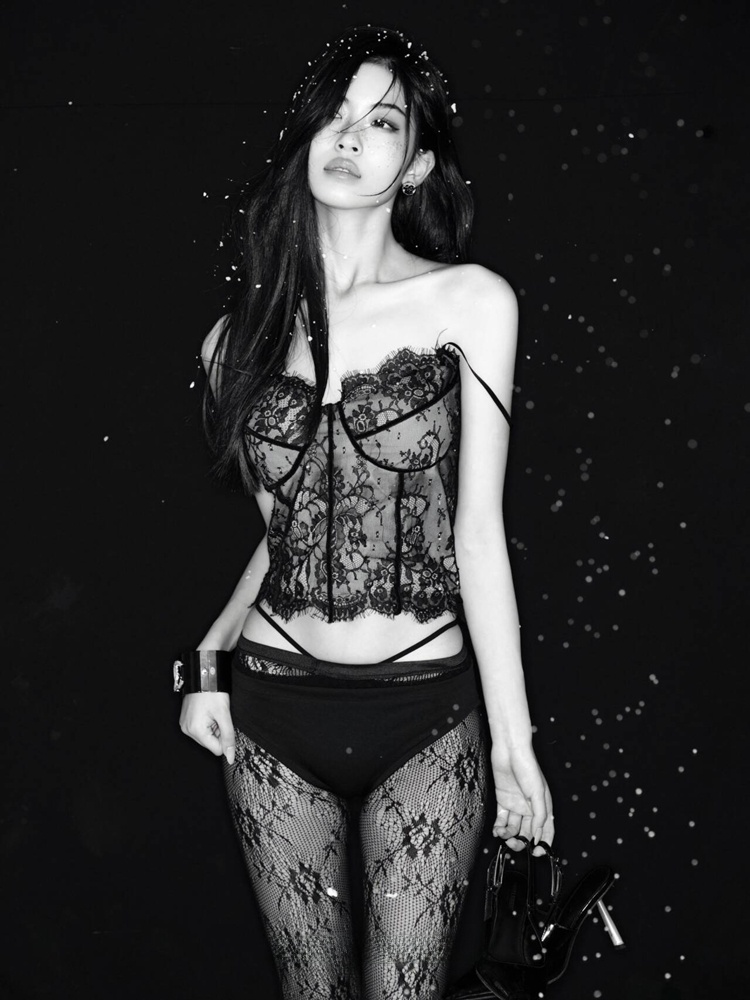 Ethnic Fashion Wear - 2026 New Fashionable Black Lace Portrait