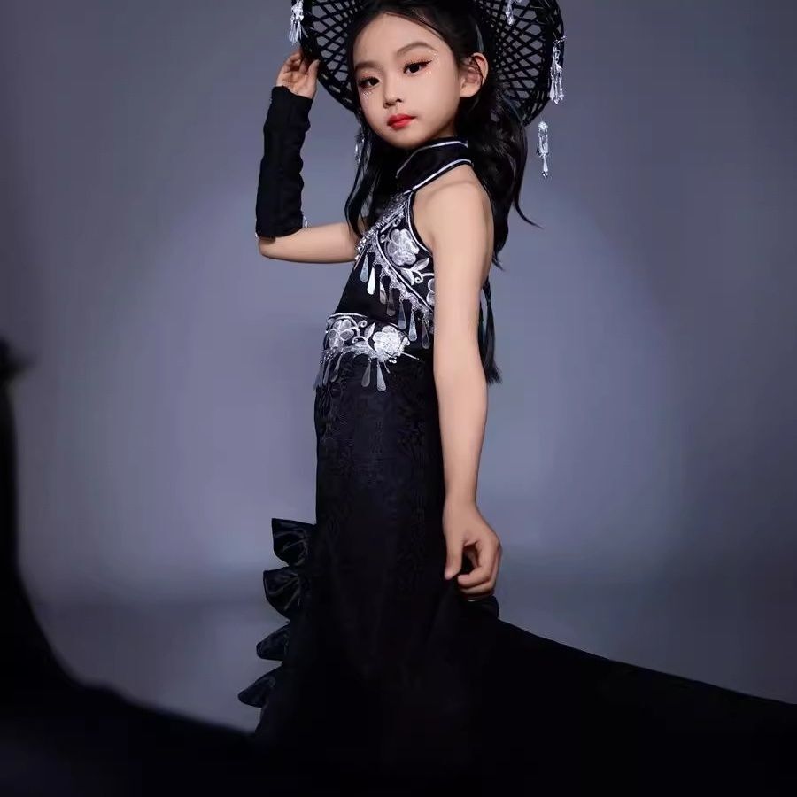 Children's Suit Trailing Skirt - Ethnic Dress Fashion Show ulasan dan harga